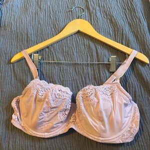 Victoria Secret Dream Angel Bra push up without padding 38D Lilac with Lace